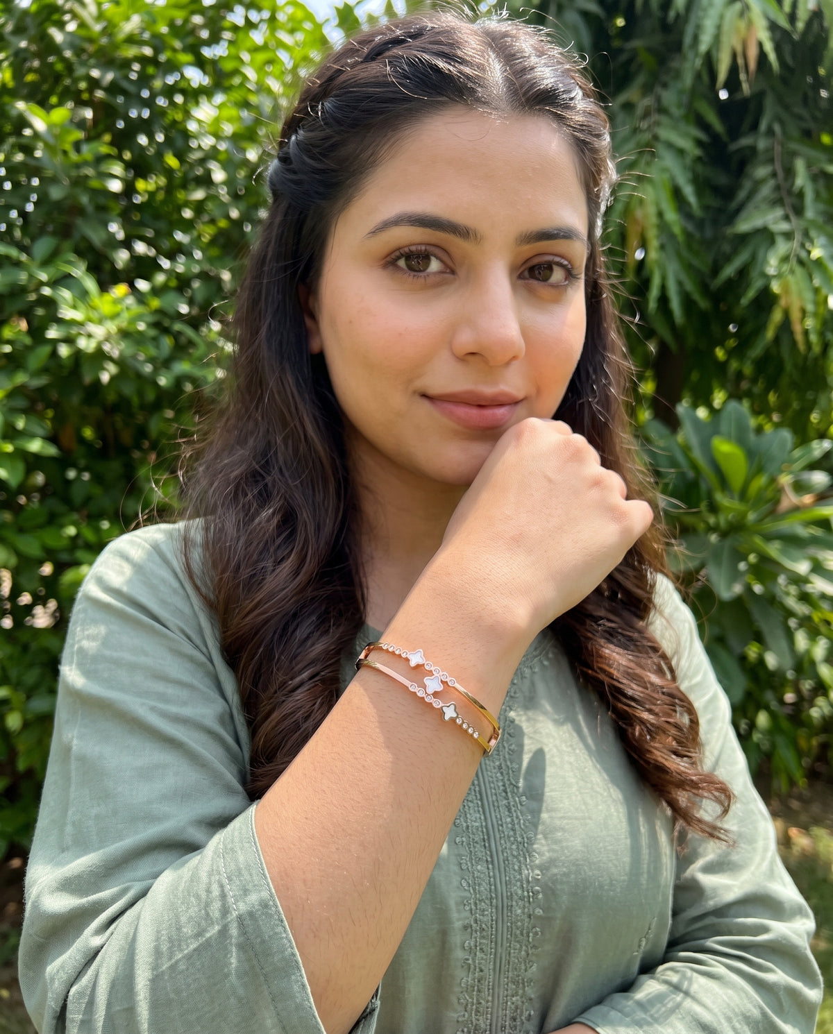 Ivory Clover Crystal Double-Band Bangle Bracelet