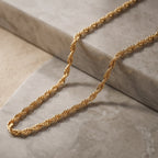 Delicate Twisted Wave Chain
