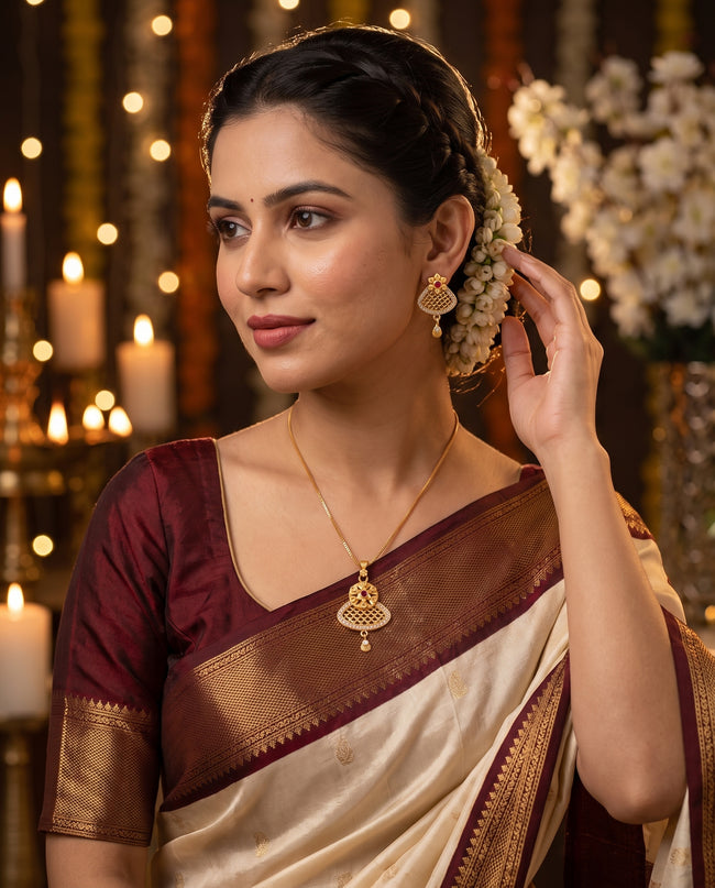 Floral Motif Pendant Necklace & Matching Earrings Set Main Image