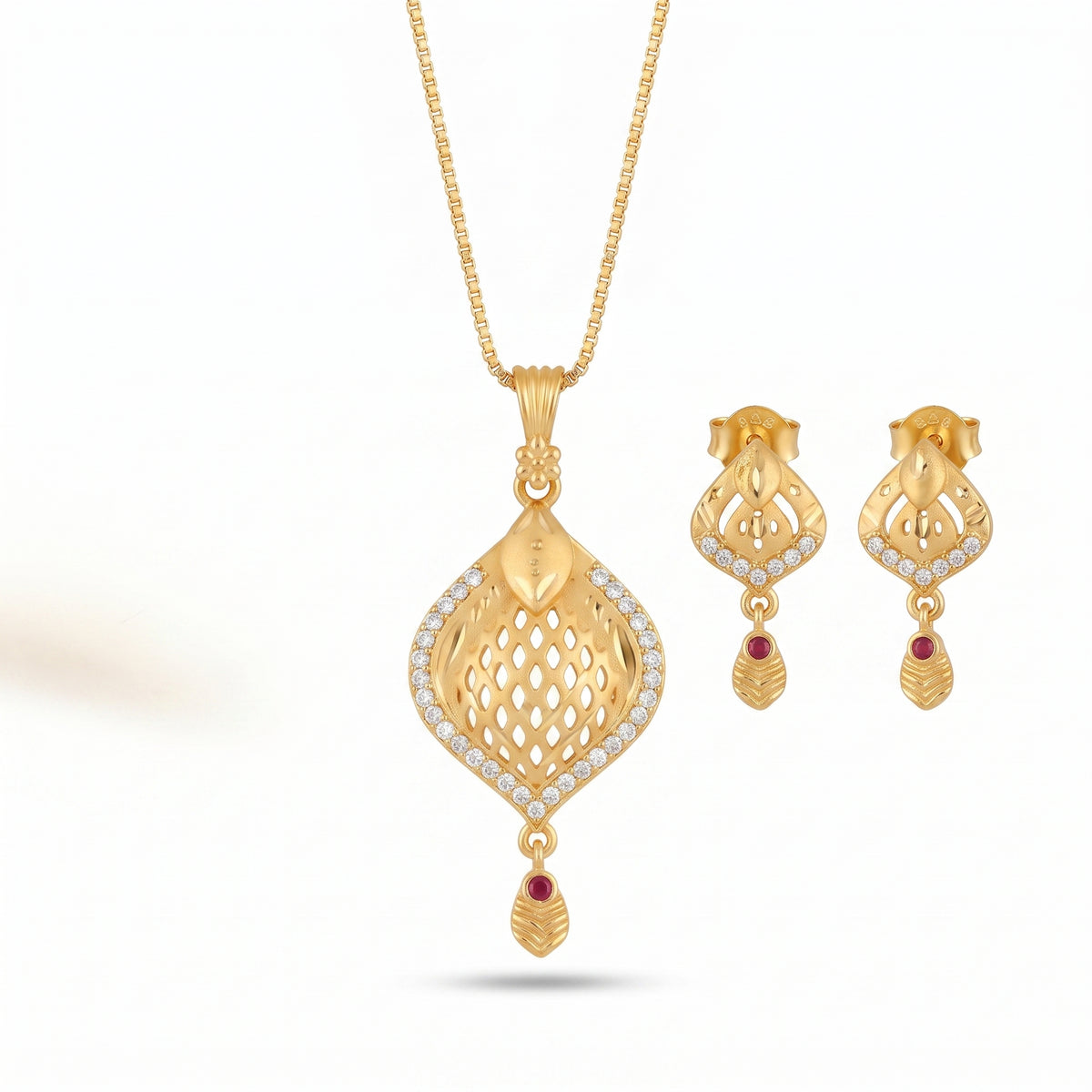 Leaf Motif Openwork Pendant Necklace & Matching Earrings Set