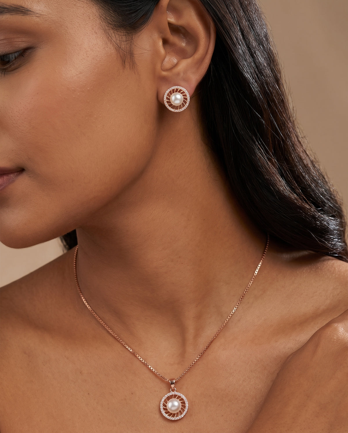 Serena Rose Gold Pearl Halo Necklace Set